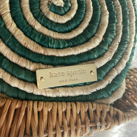 KATE SPADE NEW YORK Spring Forward Wicker Snail Clutch Crossbody Bag - Picture 6 of 9